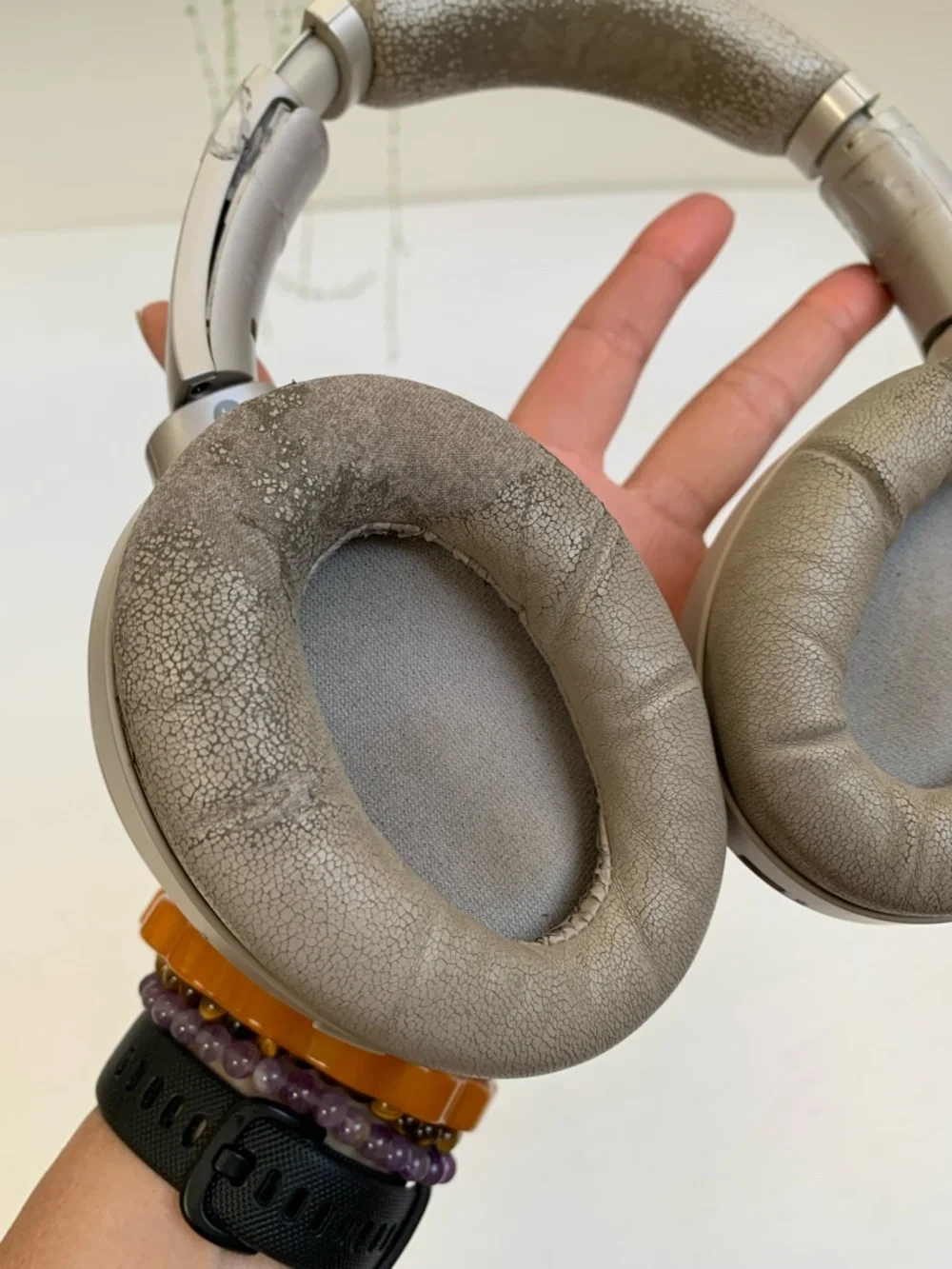 For Parts Sony WH-1000X M3 Wireless Over-Ear Headphones in Beige - Working